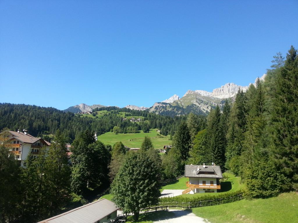 Casa Alpina Sant'Apollinare Hotell Falcade Exteriör bild