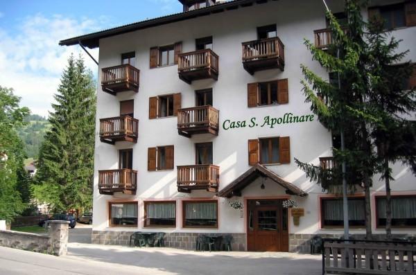 Casa Alpina Sant'Apollinare Hotell Falcade Exteriör bild